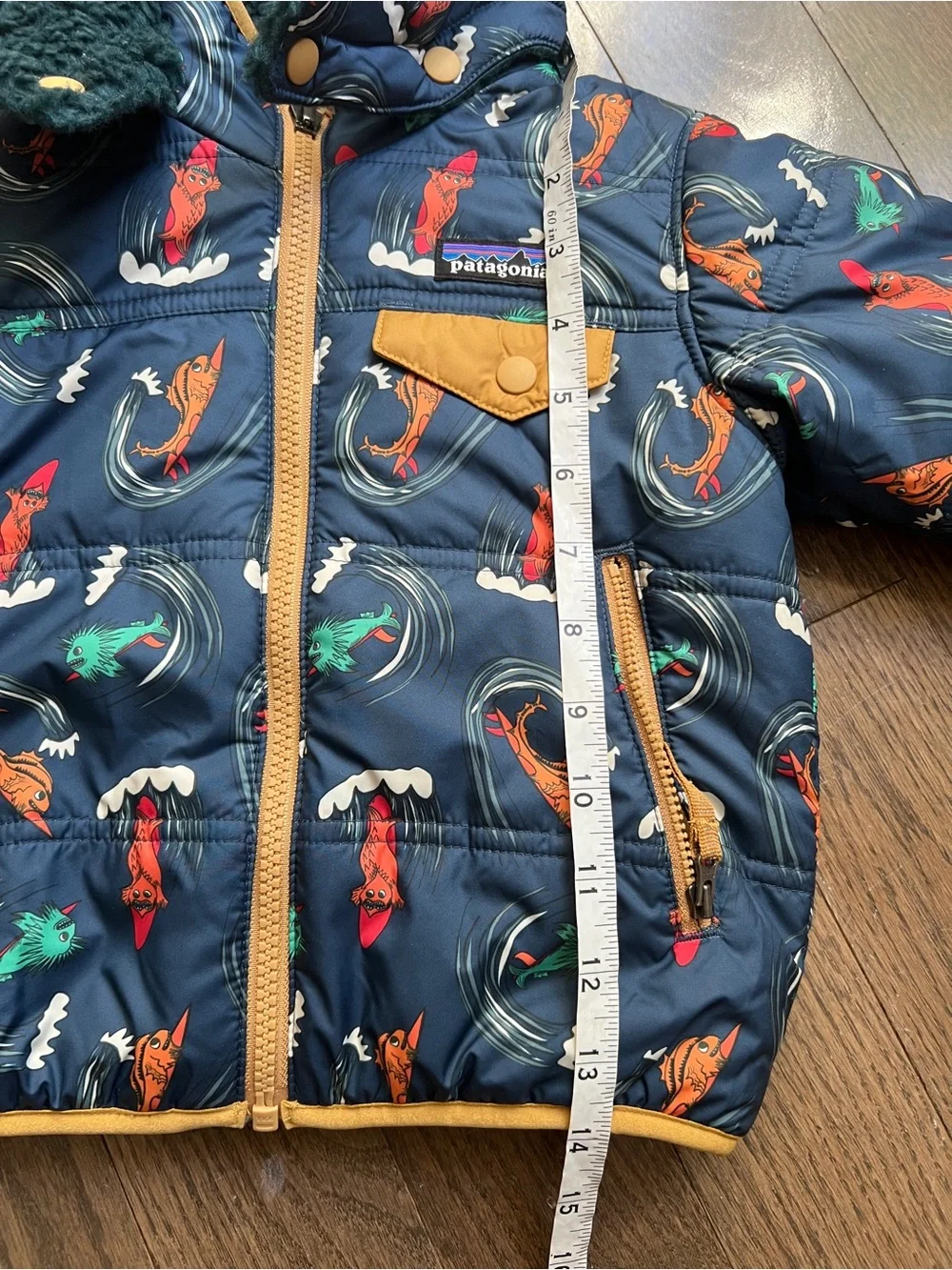 Patagonia Navy Surf Print Reversible Tribbles Jacket with hood size 2T